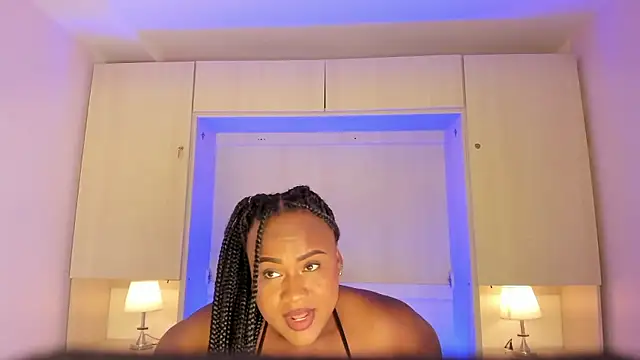 Snapshot of EmilyyStuart chatting on 17, 1, 2026 EmilyyStuart online show from 17, 1, 2026