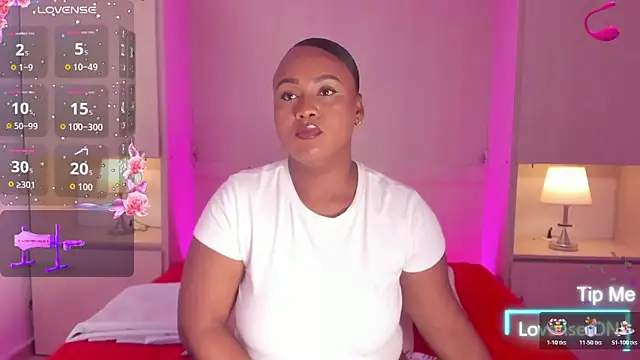 Snapshot of EmilyyStuart chatting on 22, 2, 2026 EmilyyStuart online show from 22, 2, 2026