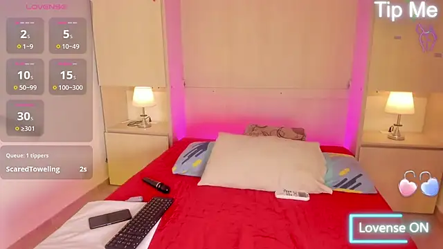 EmilyyStuart online show from 28, 9, 2025