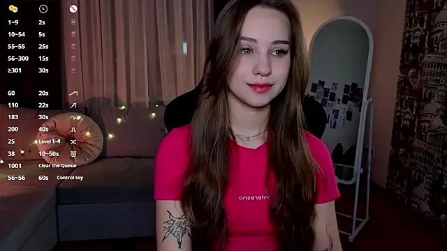 Snapshot of Alice_loft chatting on 22, 10, 2025 Alice loft online show from 22, 10, 2025