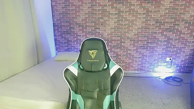 zacariasss  online show from 23, 9, 2025