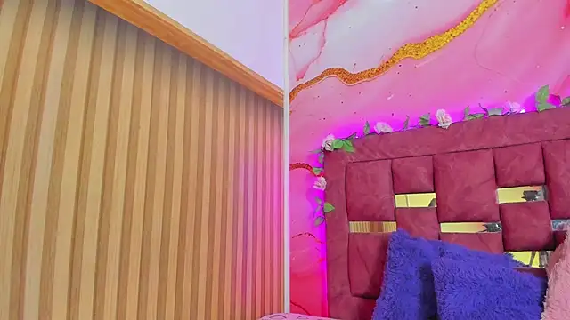 melody paris online show from 14, 1, 2026