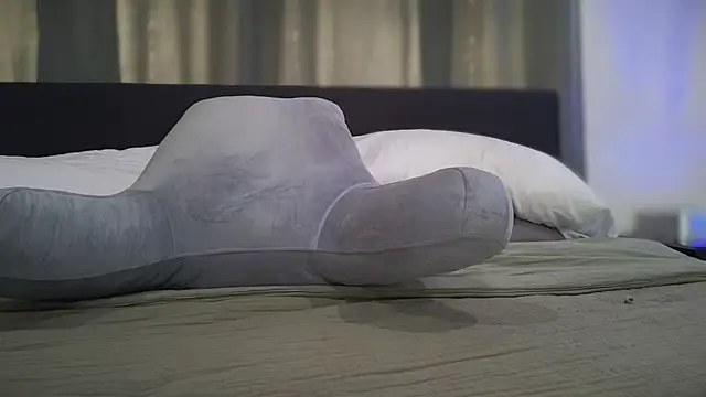 Snapshot of longislandprincess chatting on 13, 9, 2025 longislandprincess online show from 13, 9, 2025