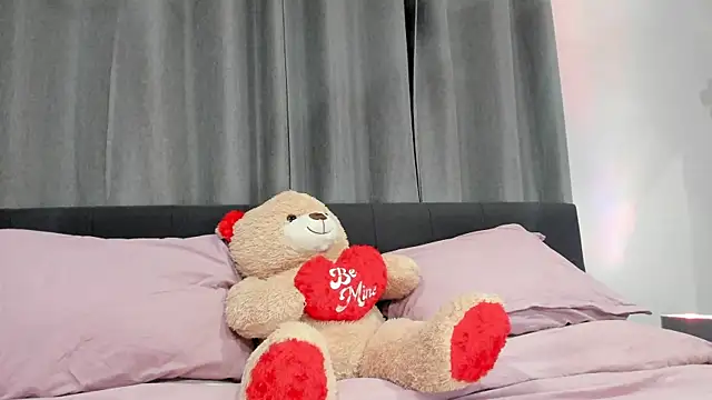 Snapshot of longislandprincess chatting on 21, 2, 2026 longislandprincess online show from 21, 2, 2026