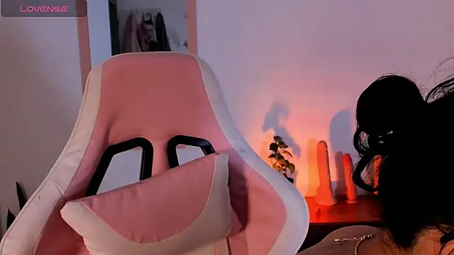 adriannyp 1 online show from 26, 10, 2025