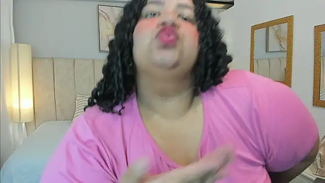 Miley Collins online show from 20, 12, 2025