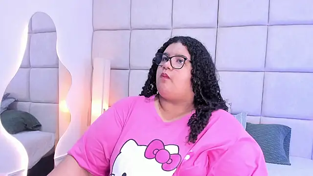 Miley Collins online show from 12, 11, 2025