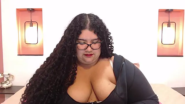 Miley Collins online show from 19, 2, 2025