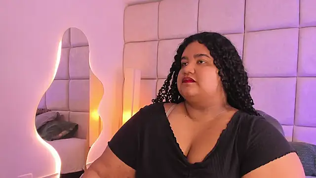 Miley Collins online show from 8, 11, 2025