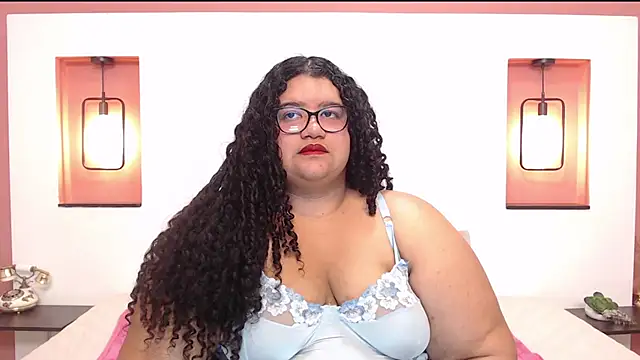 Miley Collins online show from 27, 2, 2025