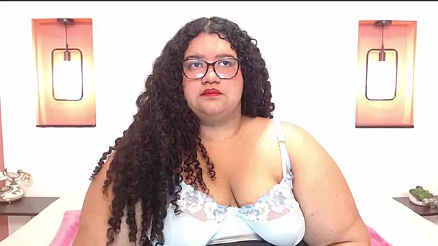 Miley Collins online show from 10, 3, 2025