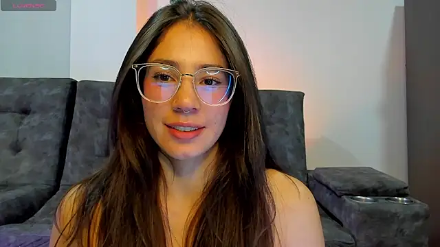 emmadiaz1 online show from 14, 6, 2026