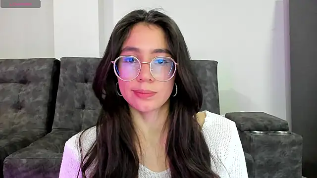 emmadiaz1 online show from 29, 1, 2025