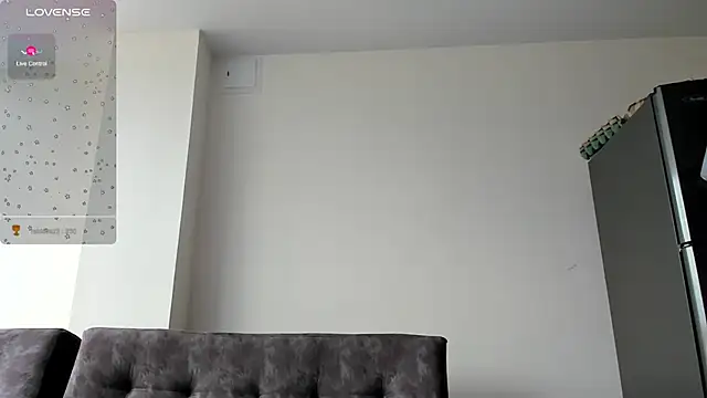 emmadiaz1 online show from 12, 12, 2024