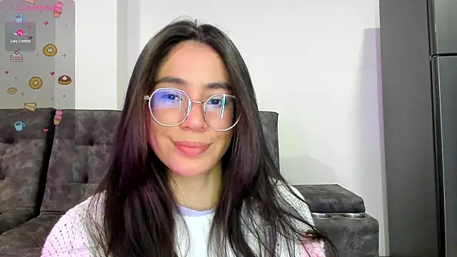 emmadiaz1 online show from 16, 1, 2025