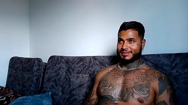 Exotic tatto27121 online show from 19, 1, 2025