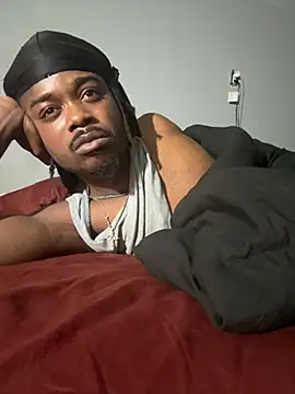 SluttyLyfe4L online show from 12, 1, 2026