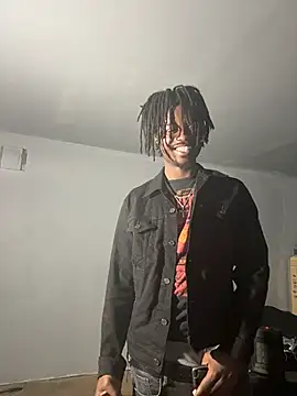 SluttyLyfe4L online show from 18, 4, 2026