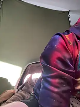 theoneandonlyniko online show from 18, 4, 2026