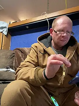 theoneandonlyniko online show from 25, 3, 2026