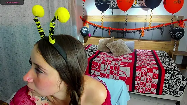 martina lujann online show from 6, 10, 2025