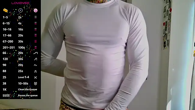 Snapshot of white_King9999 chatting on 22, 2, 2026 white King9999 online show from 22, 2, 2026