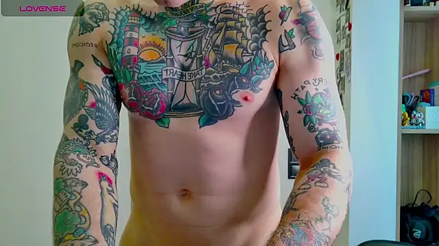 Snapshot of white_King9999 chatting on 19, 2, 2026 white King9999 online show from 19, 2, 2026