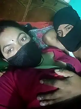 Lustyful Couple online show from 22, 1, 2025