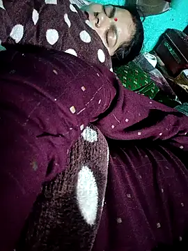 Lustyful Couple online show from 19, 12, 2025