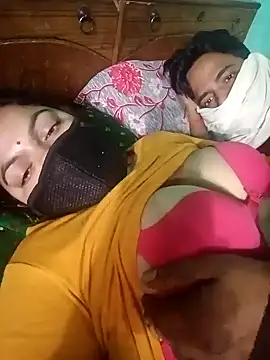 Lustyful Couple online show from 20, 1, 2025