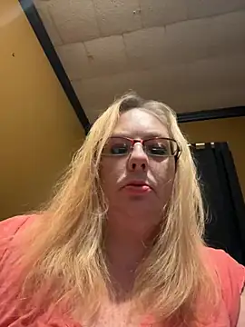 Snapshot of CherishWilliams chatting on 15, 7, 2026 CherishWilliams online show from 15, 7, 2026