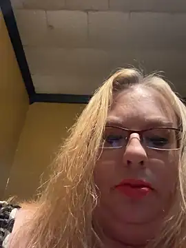 CherishWilliams online show from 18, 4, 2026