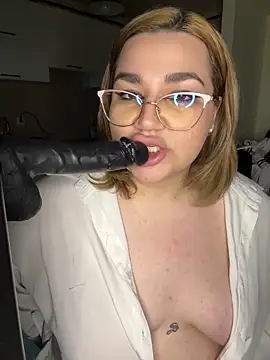 Leya  Droit online show from 22, 2, 2025