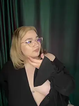Leya  Droit online show from 10, 3, 2025