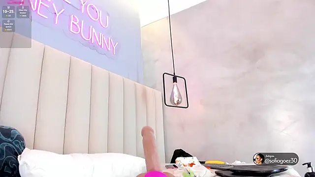 SOFIAGOEZ30 online show from 9, 9, 2025