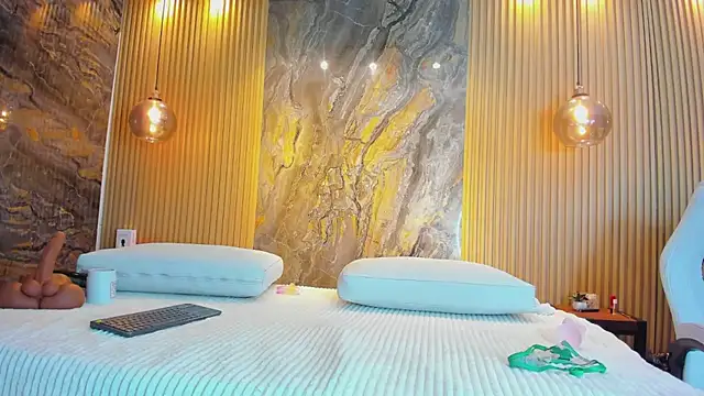 nathassa grant online show from 17, 3, 2025