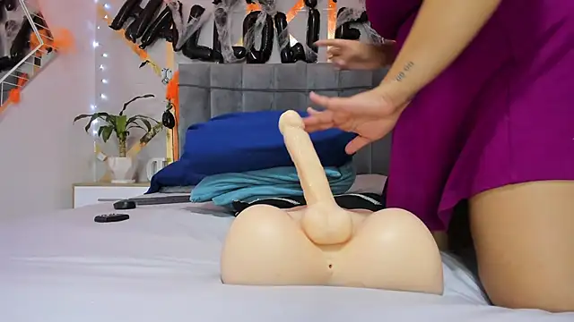 Snapshot of Caroliine_Torres chatting on 21, 10, 2025 Caroliine Torres online show from 21, 10, 2025