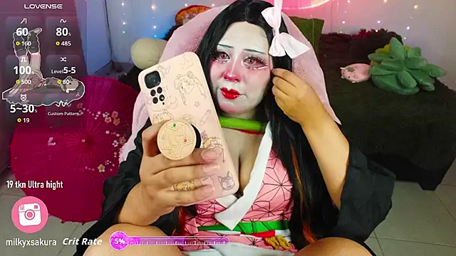 MilkyXSakura online show from 15, 11, 2025