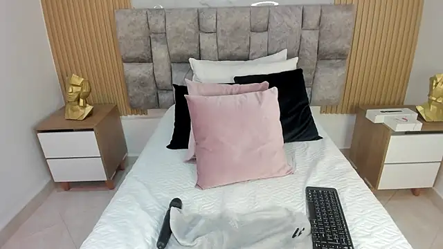 Khalifa fletcher online show from 12, 3, 2025