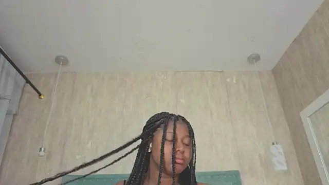 Alexa roussee online show from 29, 9, 2025