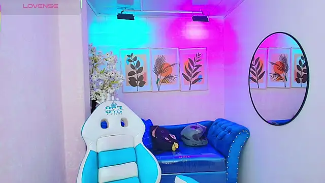 Dafne huges online show from 4, 11, 2025