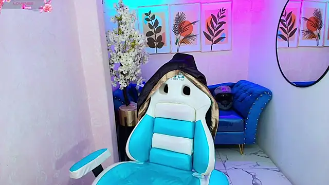 Dafne huges online show from 28, 11, 2025