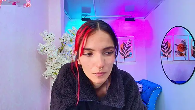 Dafne huges online show from 21, 11, 2025