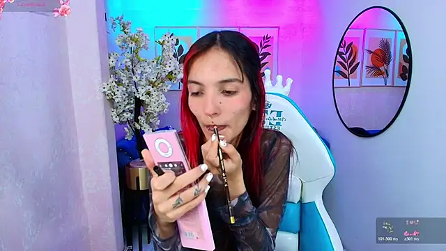 Dafne huges online show from 1, 12, 2025