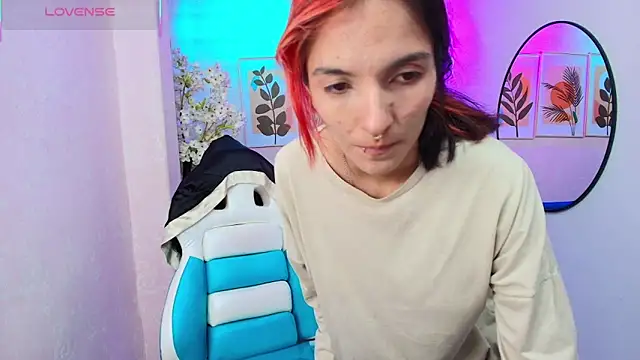 Dafne huges online show from 15, 11, 2025