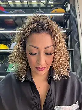 Katti Barrera online show from 26, 6, 2026