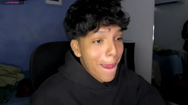 Xander bonnet1 online show from 10, 10, 2025