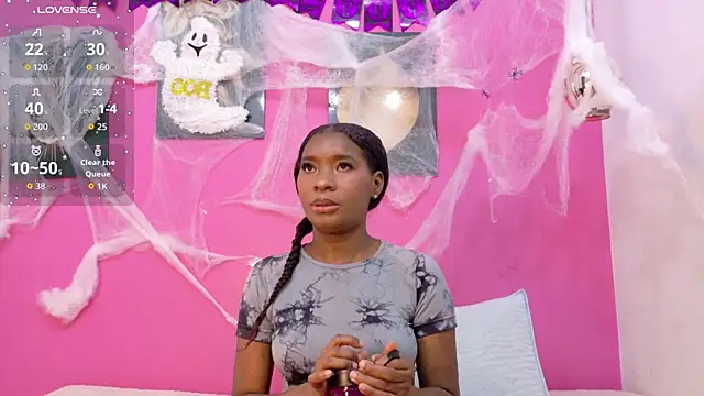 petitelittleebony online show from 19, 10, 2025