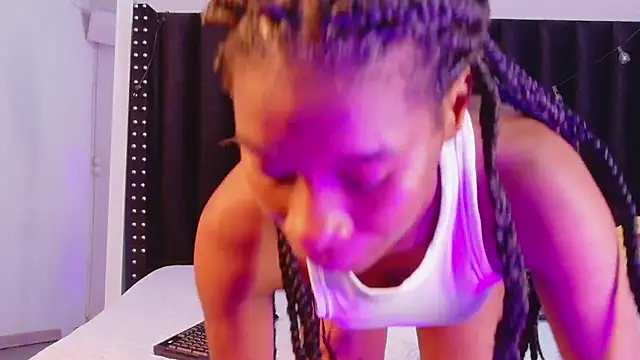 petitelittleebony online show from 30, 11, 2025