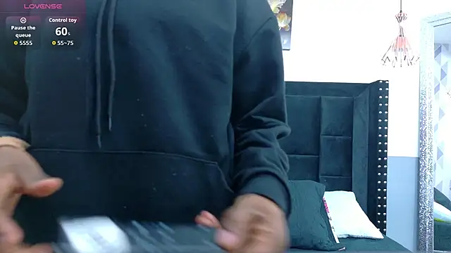 petitelittleebony online show from 20, 2, 2026